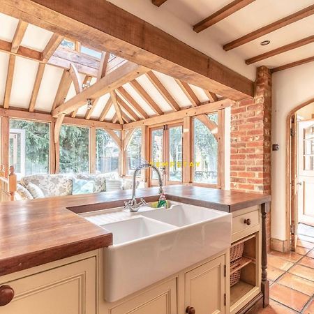 Chestnut Cottage - Stunning Countryside Views! Parking, 4 Bed, 3 Bathrooms White Waltham Eksteriør billede