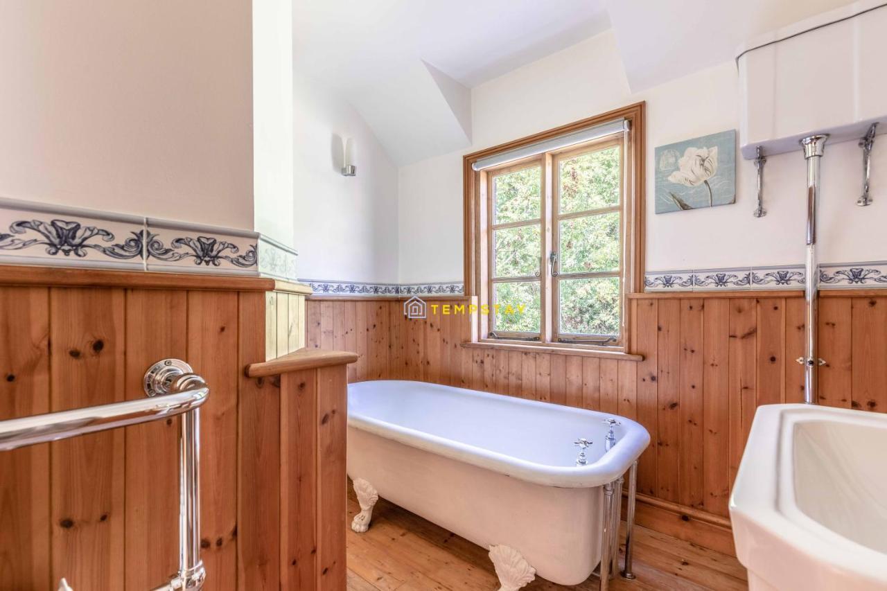 Chestnut Cottage - Stunning Countryside Views! Parking, 4 Bed, 3 Bathrooms White Waltham Eksteriør billede