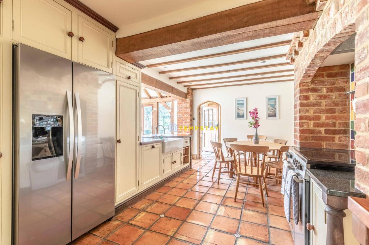 Chestnut Cottage - Stunning Countryside Views! Parking, 4 Bed, 3 Bathrooms White Waltham Eksteriør billede